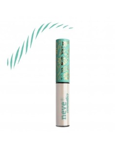 Neve Cosmetics - Brow Model...